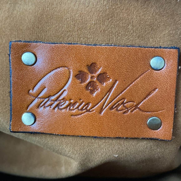 Patricia Nash Helmsley British Tan smooth leather satchel - Picture 7 of 13